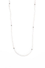 Hieno Mondstein Halskette silberfarbig