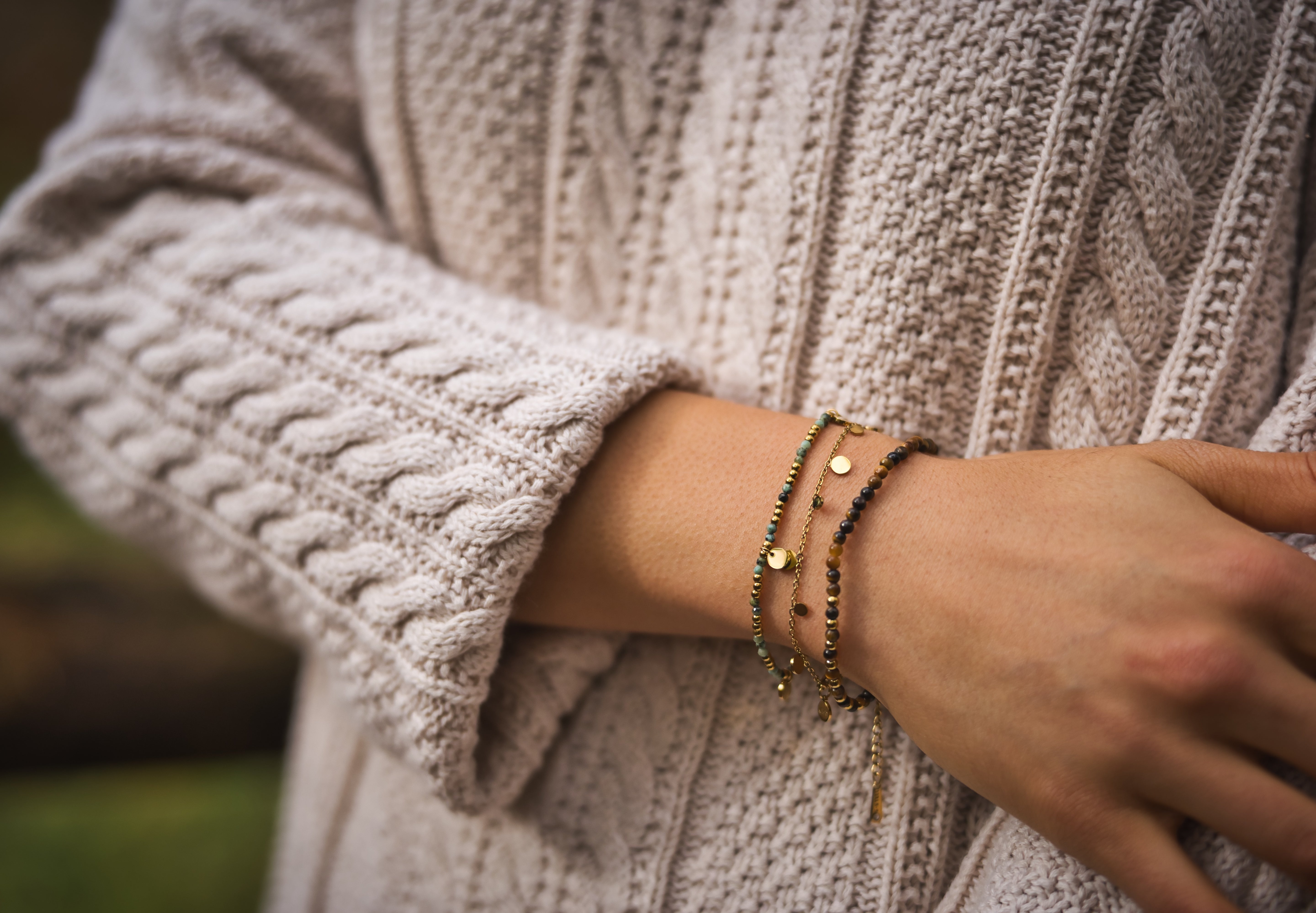 Noin afrikanischer Türkis Armband vergoldet