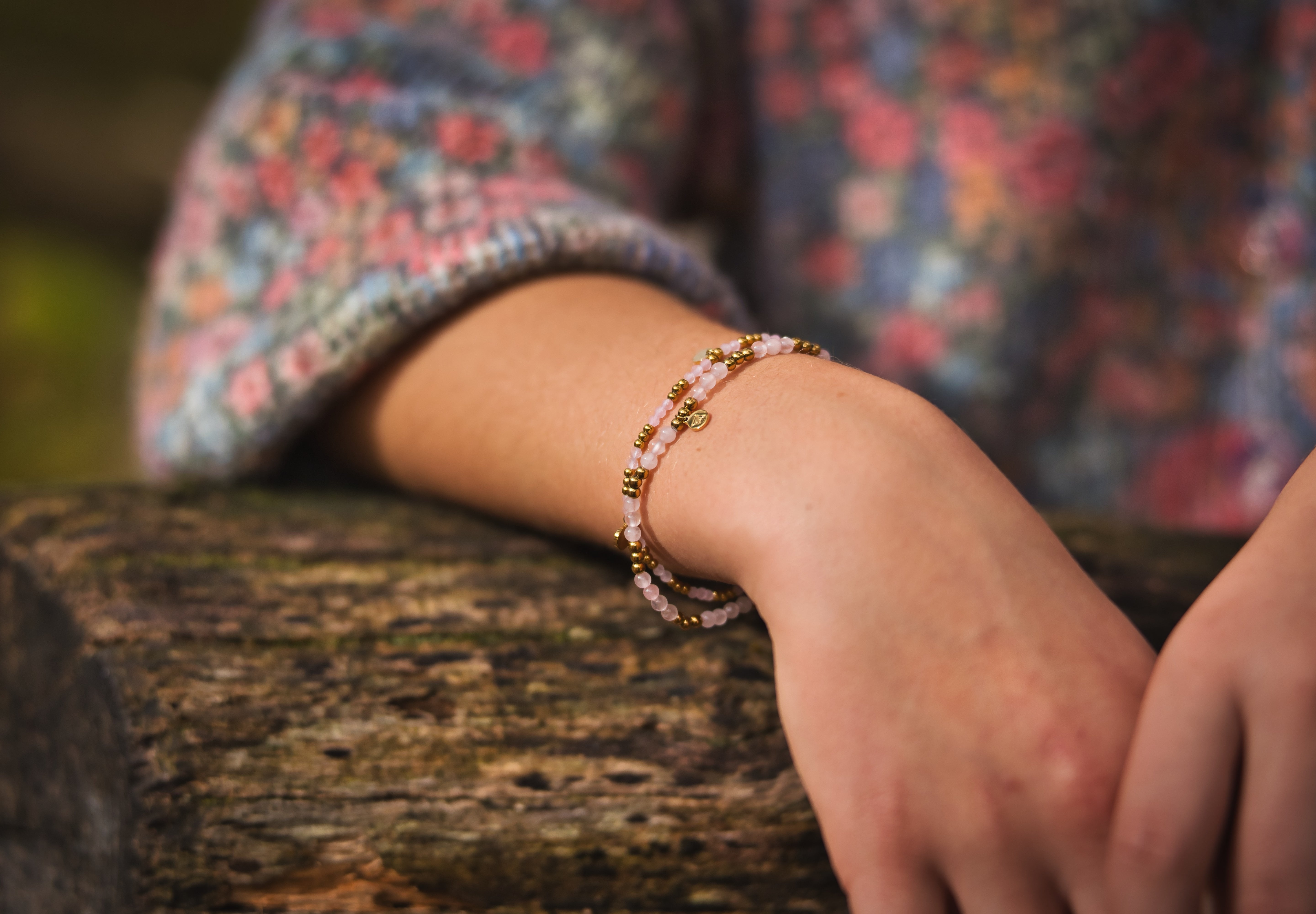 Noin Rosenquarz Armband vergoldet