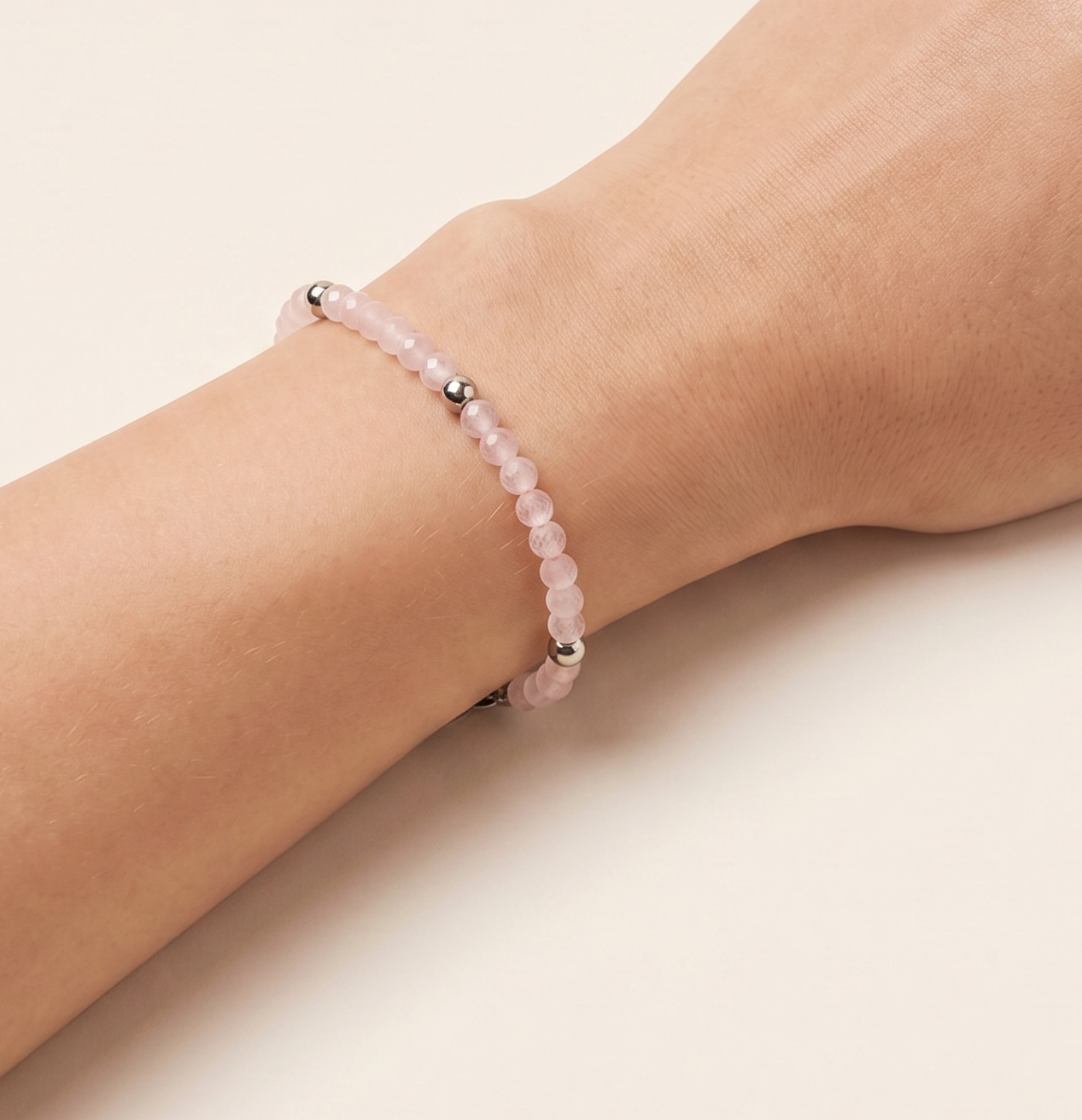 Hieno Rosenquarz Armband silberfarbig