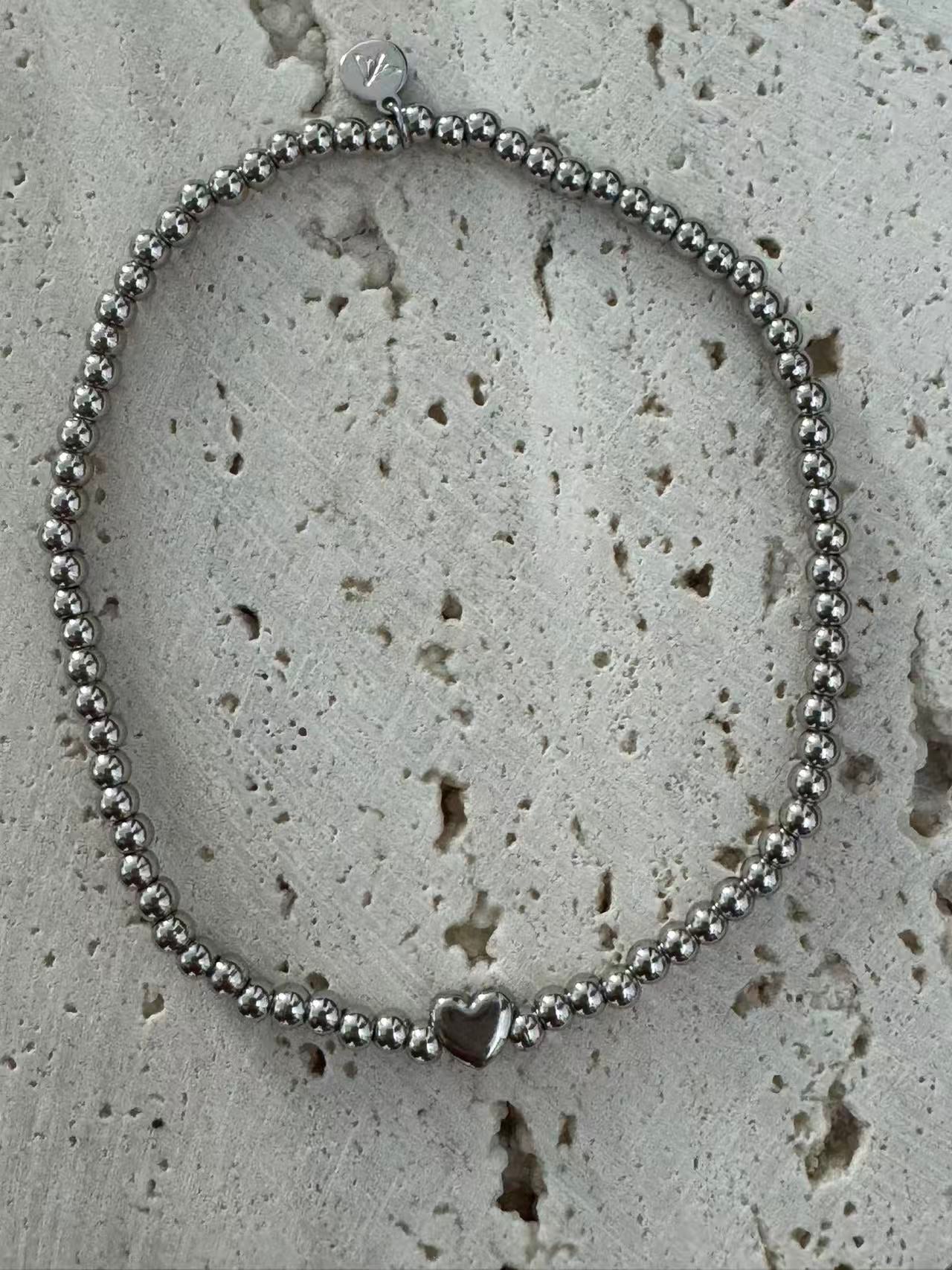 Edelstahlarmband silberfarbig mit Herz