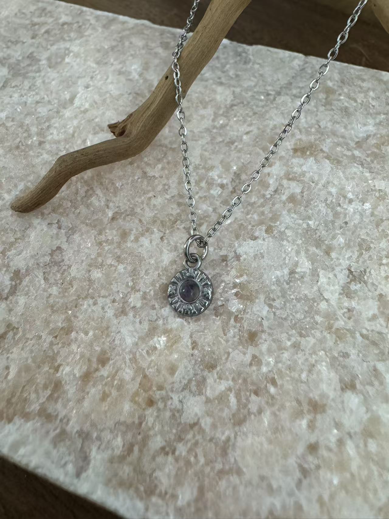 Sela Amethyst Halskette Edelstahl silberfarbig