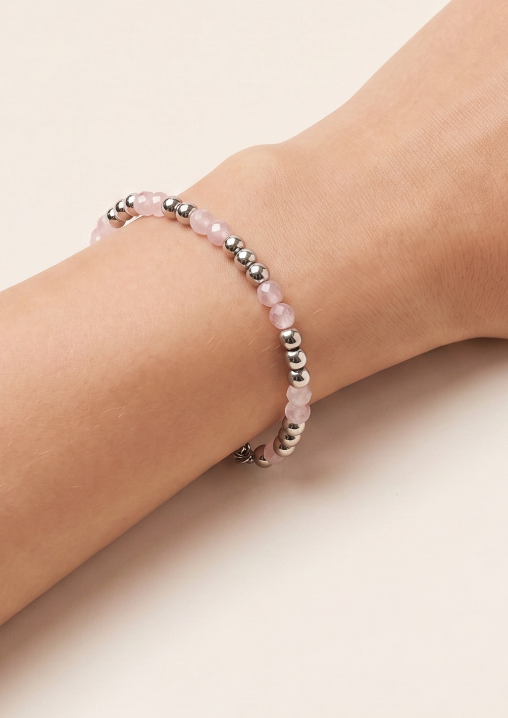 Triskart Rosenquarz Armband silberfarbig